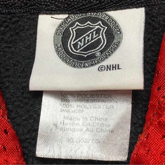 NHL Chicago Blackhawks Black and Red Hoodie Size XL - Picture 3 of 10